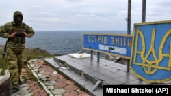 Український острів Зміїний у Чорному морі, фото ілюстративне