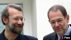 علی لاريجانی و خاوير سولانا، از زمان صدور قطعنامه دوم تحريم ايران از سوی شورای امنيت، سه بار با يکديگر، تلفنی مذاکره کرده اند.