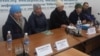 Ш.Сыдыков атындагы олимпиадалык резервдеги Республикалык окуу жайынын камактагы окуучуларынын ата-энелери. 4-ноябрь, 2015-ж.
