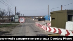 З 22 березня через карантинні заходи рух на КПВВ обмежений