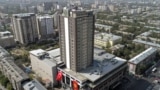 Бишкектин чок ортосунда жайгашкан Sheraton мейманканасы. 