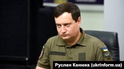 За словами Андрія Юсова, завербований росіянин вивів 11 окупантів, які теж захотіли здатися у полон. Потім Алфьорова вивели на підконтрольну Україні територію