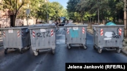 Blokada je u popodnevnim časovima postavljena u Zemunu, 2. jul 2025.
