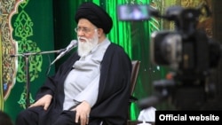  احمد علم الهدی امام جمعه (عکس از آرشیو)