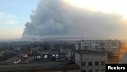 Дим над військовим складом у Балаклії на Харківщині, 23 березня 2017 року