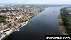 Напередодні ЗСУ завдали удару по Антонівському мосту в Херсоні – це один із лише двох пунктів перетину доріг через Дніпро, через які Росія може вивести свої війська 