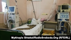 Палата для хворих на COVID-19, апарати штучної вентиляції легень