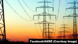 România este stat producător și exportator de energie. Banii din scumpirea facturilor ajung în mare parte tot la stat, acționar la producătorii mari de energie: Termoelectrica, Hidroelectrica, Nuclearelectrica.