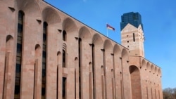 Երևանի քաղաքապետարանի աշխատավարձերի բարձրացման նախագիծը՝ քննադատության թիրախում
