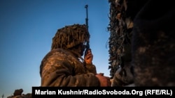 Серед інших планують обговорити обстріли бойовиками позицій українських військових, попри режим рипинення вогню