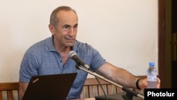 Роберт Кочарян в зале суда, июль 2019 г. 