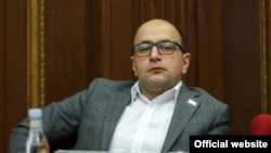 Armenia - Hayk Mamijanian of the opposition Pativ Unem bloc attends a session of parliament,September 13, 2021.