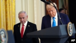 Presidenti i Shteteve të Bashkuara, Donald Trump, dhe kryeministri i Izraelit, Benjamin Netanyahu, në Shtëpinë e Bardhë, shkurt 2025.