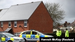 Britanska policija osigurava kuću Sergeja Skripalja u Salisburiju nakon trovanja