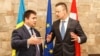 15 жовтня голова МЗС України Павло Клімкін (ліворуч) і його угорський колега Петер Сійярто зустрілися вперше після висилки угорського консула з Закарпаття і українського дипломата – з Будапешта