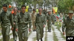 سازمان مجاهدين خلق از سوی ايران و آمريکا يک گروه «تروريستی» تلقی می شود. اين در حالی است که اتحاديه اروپا در ماه ژانویه نام اين سازمان را از فهرست گروه های تروريستی خارج کرد