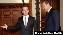 Премьер-министры Узбекистана и России Абдулла Арипов и Михаил Мишустин. Архивное фото.